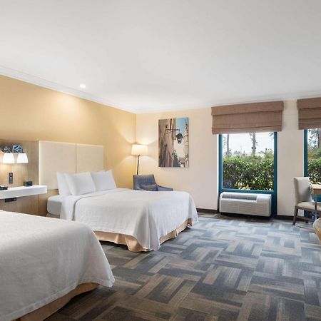 Hampton Inn Charleston North North Charleston Bagian luar foto