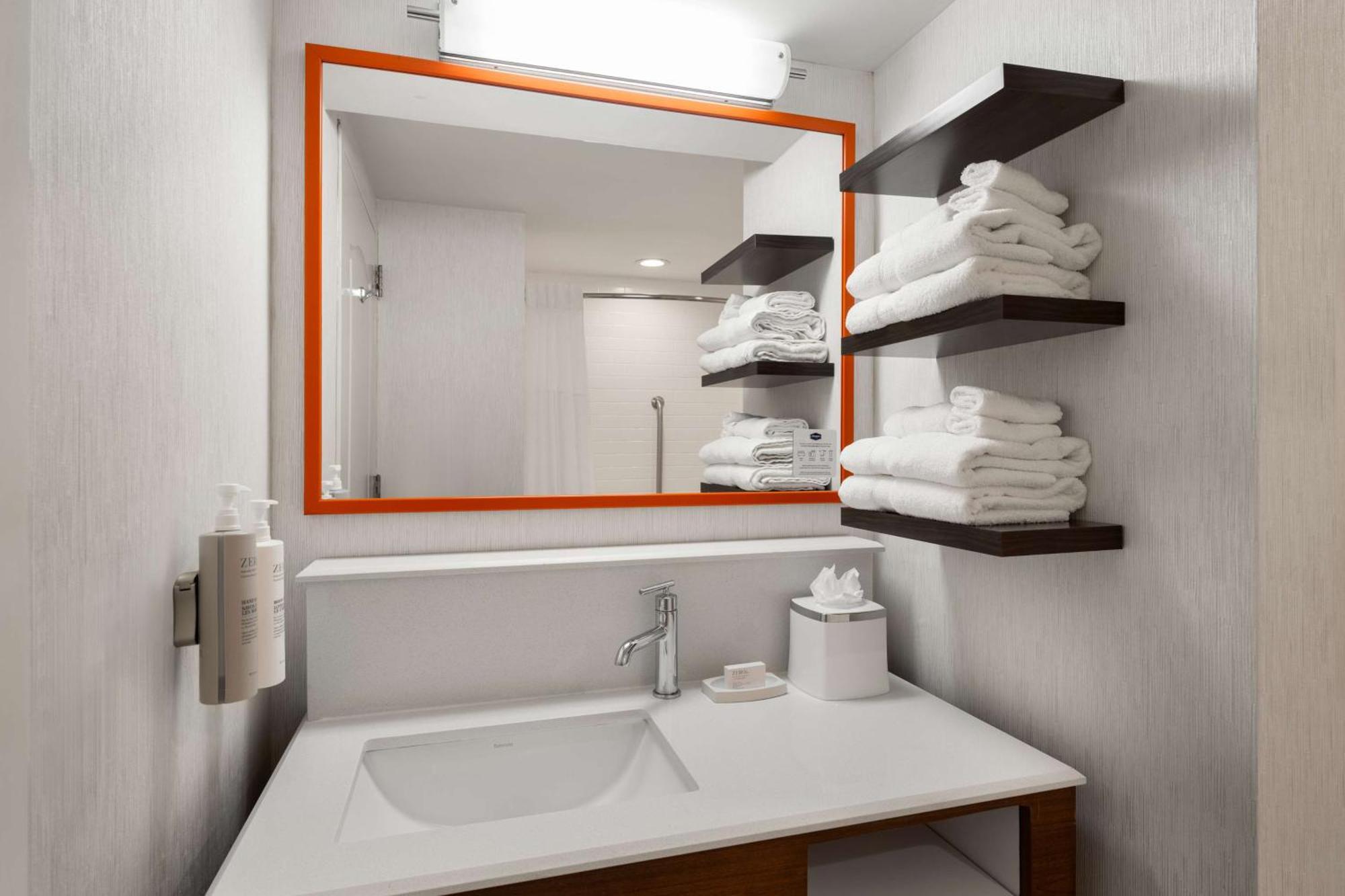 Hampton Inn Charleston North North Charleston Bagian luar foto