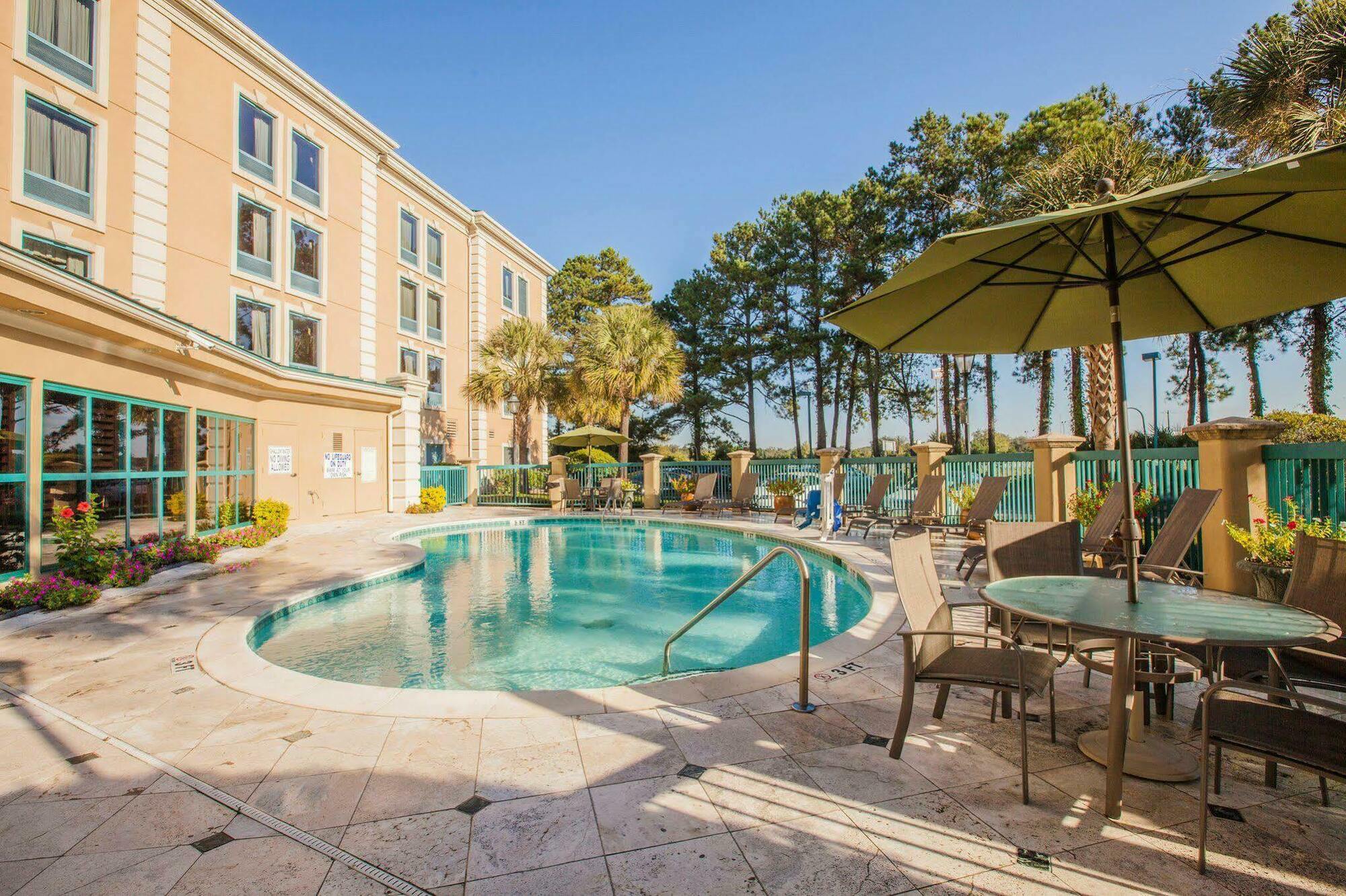 Hampton Inn Charleston North North Charleston Bagian luar foto